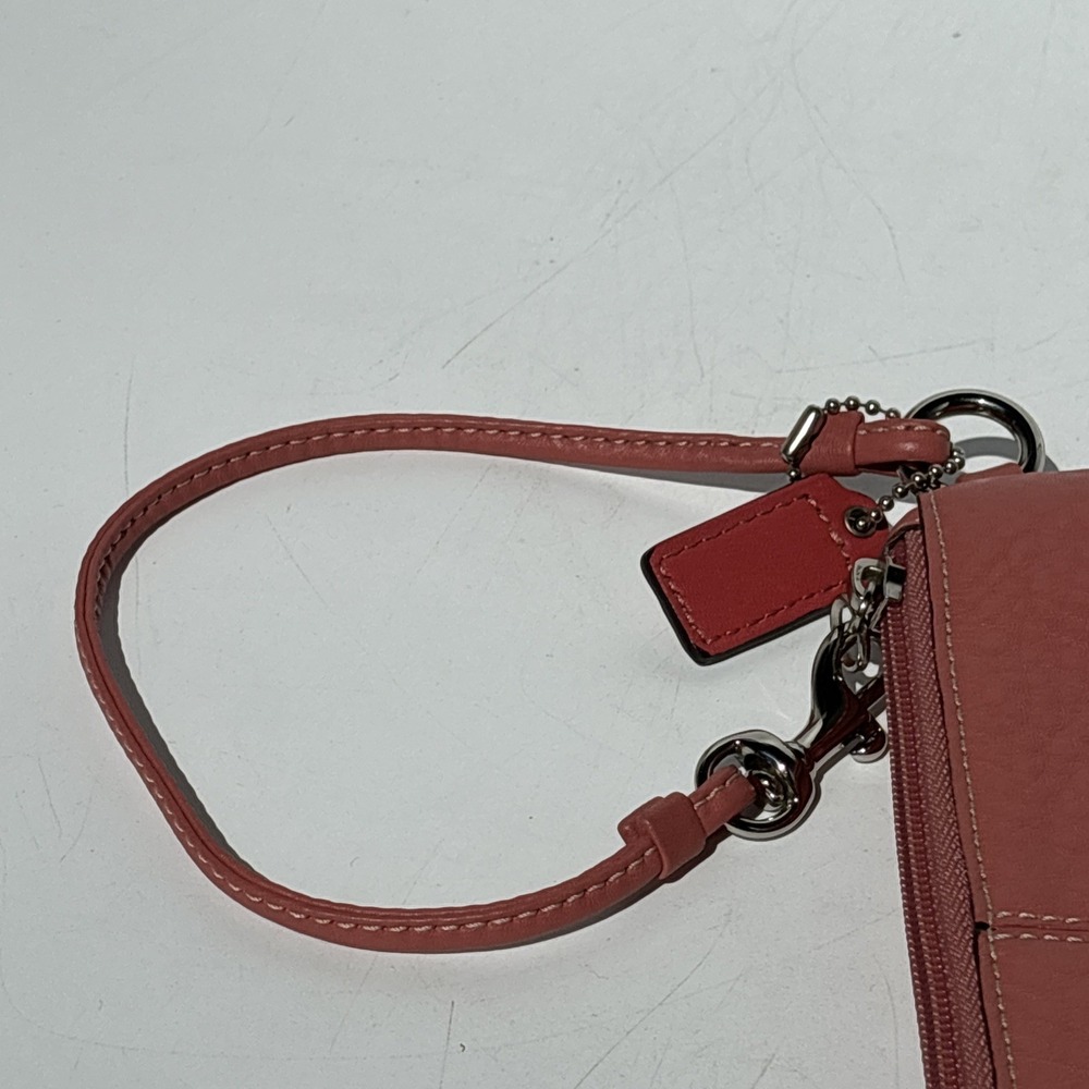 Coach Legacy‎ Flap Wristlet Mauve Dusty Rose Pebbled Leather Turnlock Clutch - Picture 13 of 13